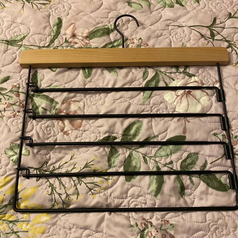 Jeans/ pants hanger